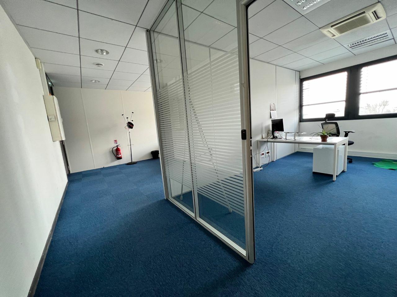 Bureau Saint-Priest 562m² Location bureau Saint-Priest Rhône OLBUR2207969 1